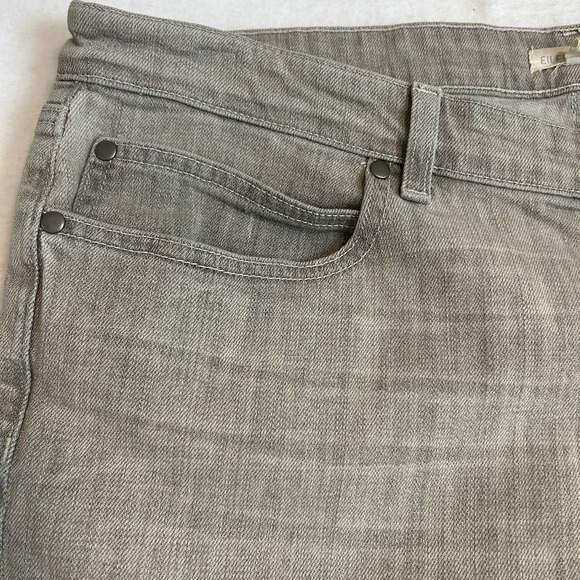 Eileen Fisher Jeans Size 14 Gray Denim 98%Cotton 2% Spandex Straight 5Pocket EUC - Picture 5 of 11